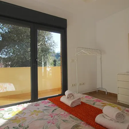 Rozando El Mar En Puerto Calderon